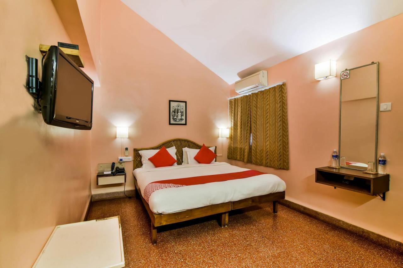 Oyo 807 Hotel Gopika International Goa Dış mekan fotoğraf